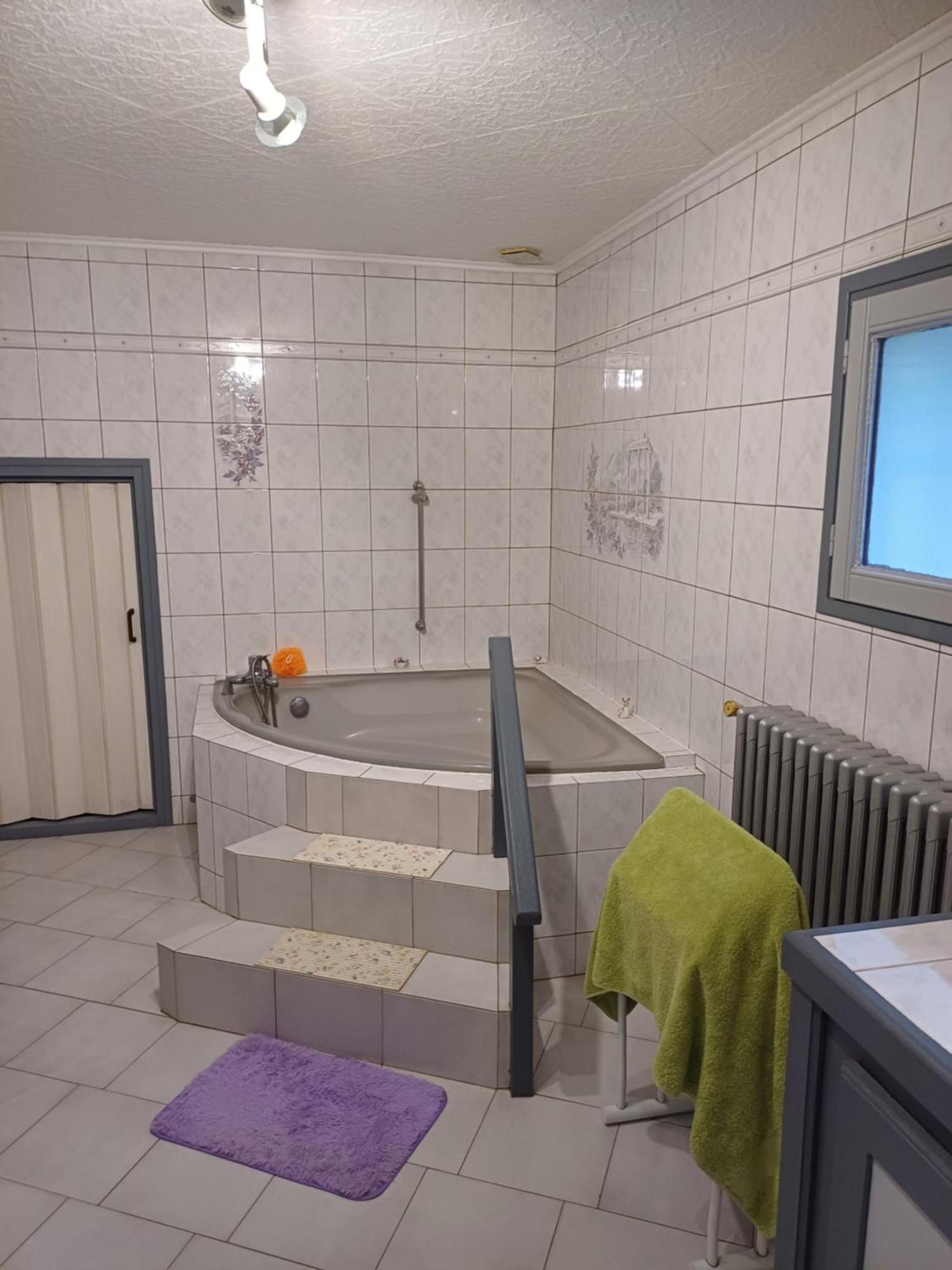 Le Pouyet Apartment Saint-Lattier Luaran gambar