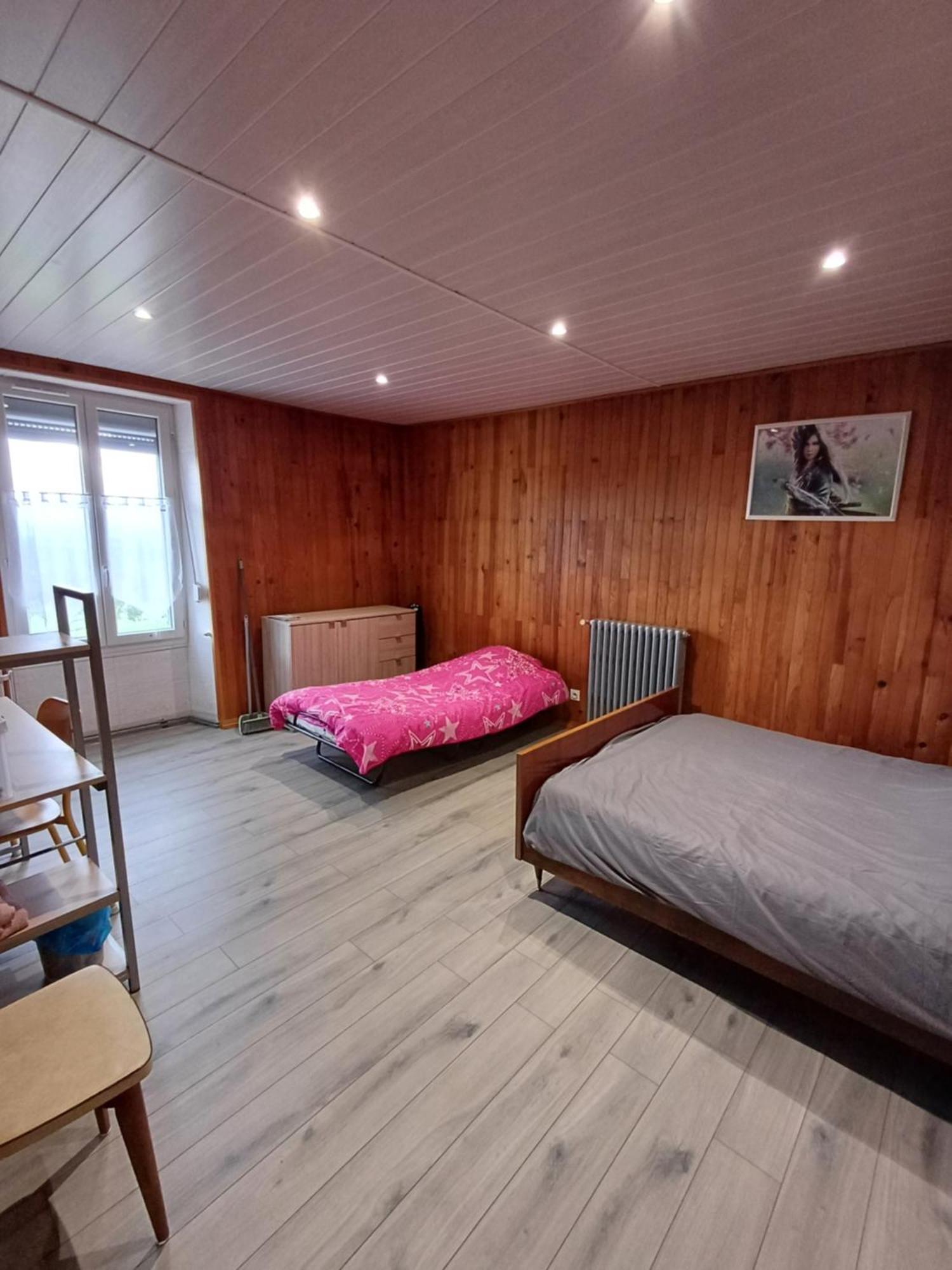 Le Pouyet Apartment Saint-Lattier Luaran gambar